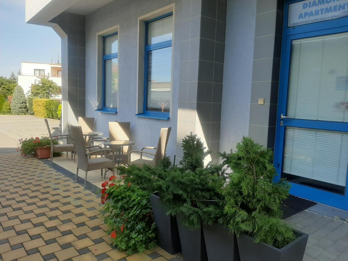 Garni Hotel S.O.G.* * * Trencin Exterior photo